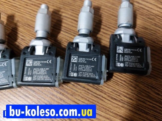 Датчики тиску шин Мерседес W213 A0009052102 
