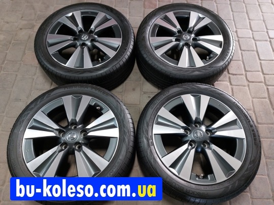 Диски R17 5x114.3 Nissan Leaf шини 215/50R17