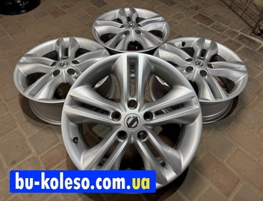 Диски R17 5x114.3 Nissan Qashqai X-Trail шини 215\60R17