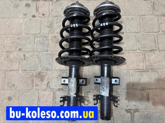 Амортизатор передній VW T5 в зборі 7E5413031C Стойка Т5