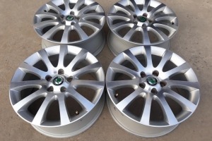 Оригинальные диски Шкода R17 5x112 Skoda Octavia A5 A7 Yeti