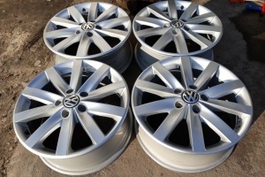 Диски R17 5x112 Vw Golf 6 Porto Jetta Touran 5KO601025F