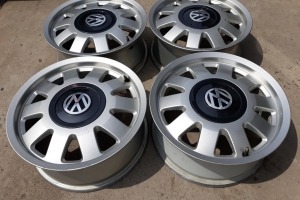 Диски Vw Caddy Т4 Golf Touran R15 5x112