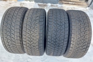 Шини зимові 275/60 R18 Bridgestone