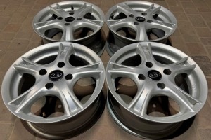 Диски KIA Cerato Magentis Carens R15 4x114.3 Hyundai