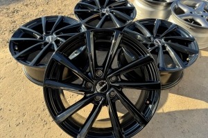 Диски Skoda Superb Octavia Karoq Yeti R17 5x112 Seat