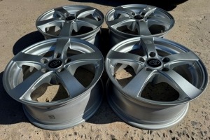 Диски R16 5x114.3 Toyota Corolla Camry Rav4 Avensis