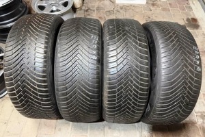 Шини всесезонні 225/55R17 Continental AllSeasonsContact 