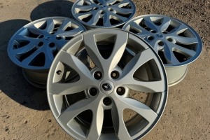 Диски R17 5x114.3 Renault Laguna Scenic Megane Fluence 